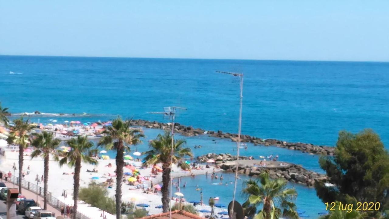 Apartamento Casa al mare Ventimiglia Exterior foto