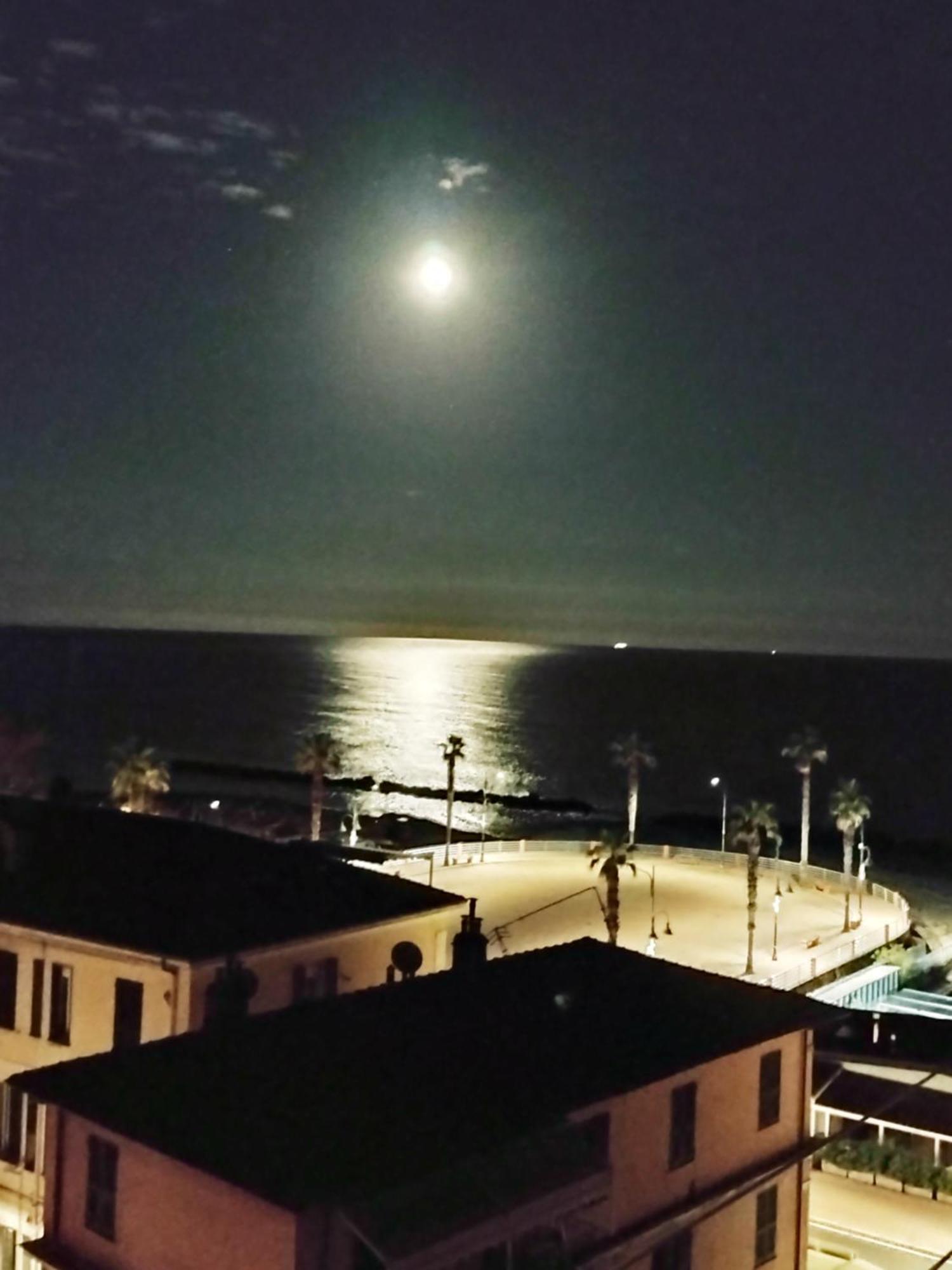 Apartamento Casa al mare Ventimiglia Exterior foto