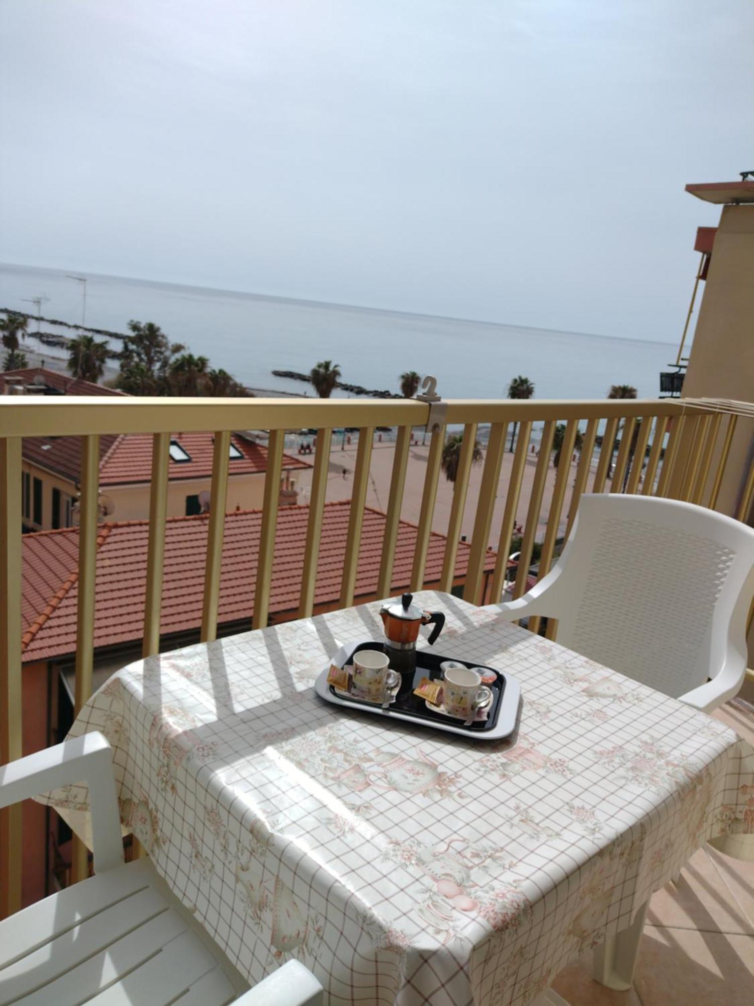 Apartamento Casa al mare Ventimiglia Exterior foto